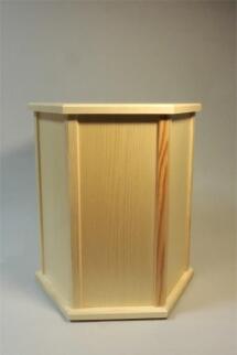 Ersatzteil – Pyramiden Sockel aus Fichte, handgefertigt, passend für Pyramide 16713/40 – H = 38 cm