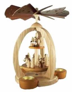 Tischpyramide – Bauchladenhändler aus Naturholz, Teelicht betrieben – Höhe ca. 28 cm