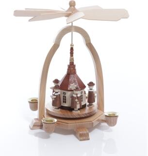 Tischpyramide für Kerzen mit Kirche und Kurrendesängern aus Holz von Erzgebirgische Holzwaren