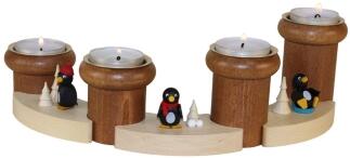 Adventsleuchter – detailreiche Pinguine mit Teelichtern und warmen Farbakzenten, bunt – BxH = 32 x 8