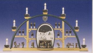 Schwibbogen – Seiffen Cynsifen mit weißem Hintergrund & Mettenschicht, elektrisch beleuchtet – BxHxT