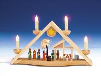 Schwibbogen – detailreiche Krippenszene mit Giebel und Palmen, naturfarben – elektrisch beleuchtet,